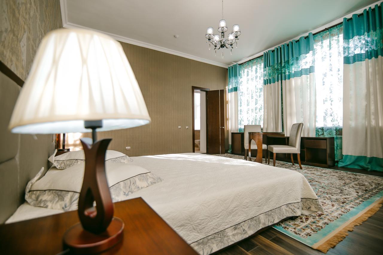Hotel Inju Taraz Exteriör bild